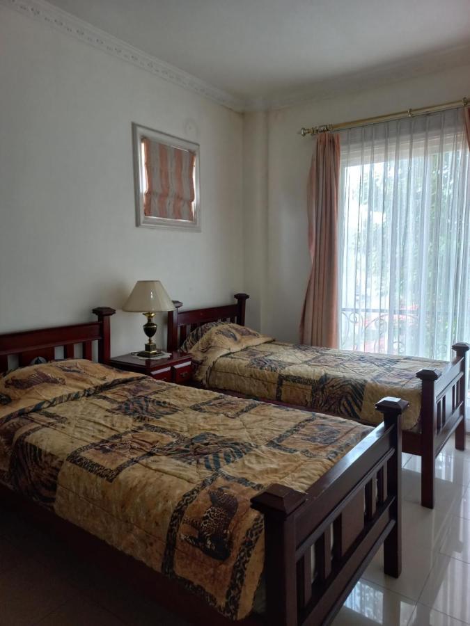 Margot Apartment Pondok Indah Джакарта Екстериор снимка
