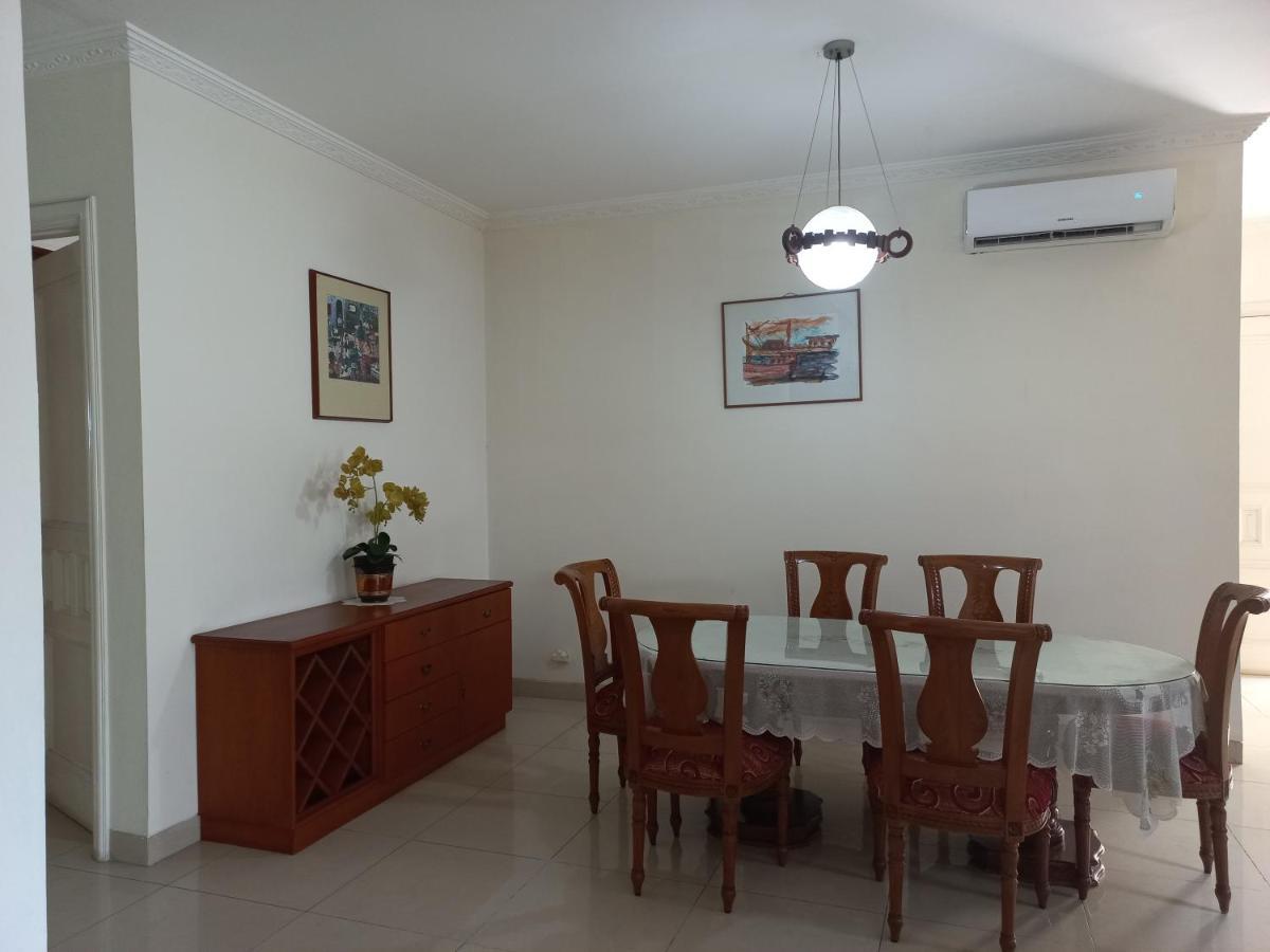 Margot Apartment Pondok Indah Джакарта Екстериор снимка